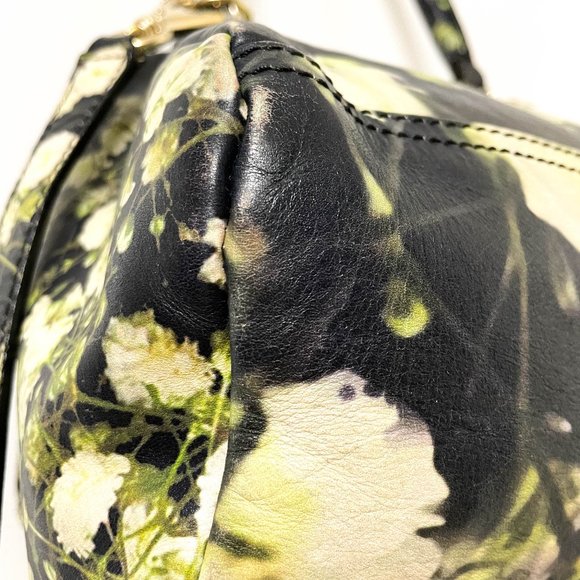 Givenchy Pandora Crossbody - Picture 14 of 16